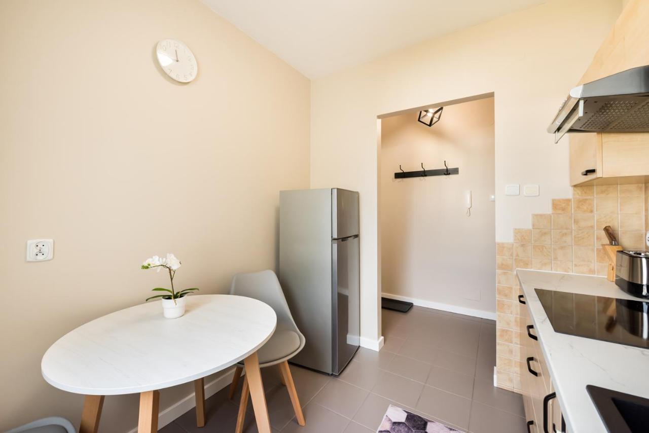Ursus Pleasant Apartment Warszawa Zewnętrze zdjęcie